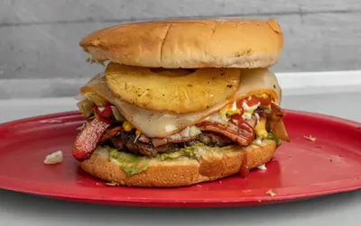 Hawaiian Sota-Burger from Lonches Sota, with pineapple.